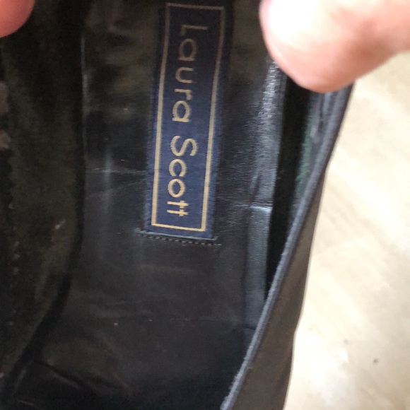 Black leather flat with patent toe - Picture 3 of 3